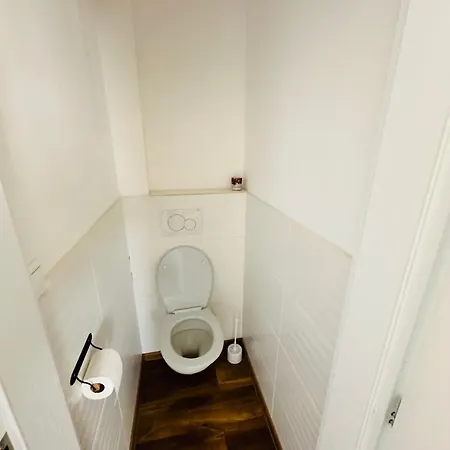 House Semesterbostad